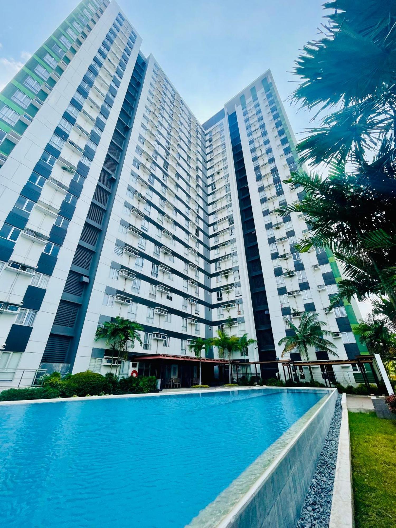 2-Bedroom Condo Unit With Balcony At Centrio Tower Beside Ayala Centrio Mall Downtown Cdo Cagayan de Oro Kültér fotó