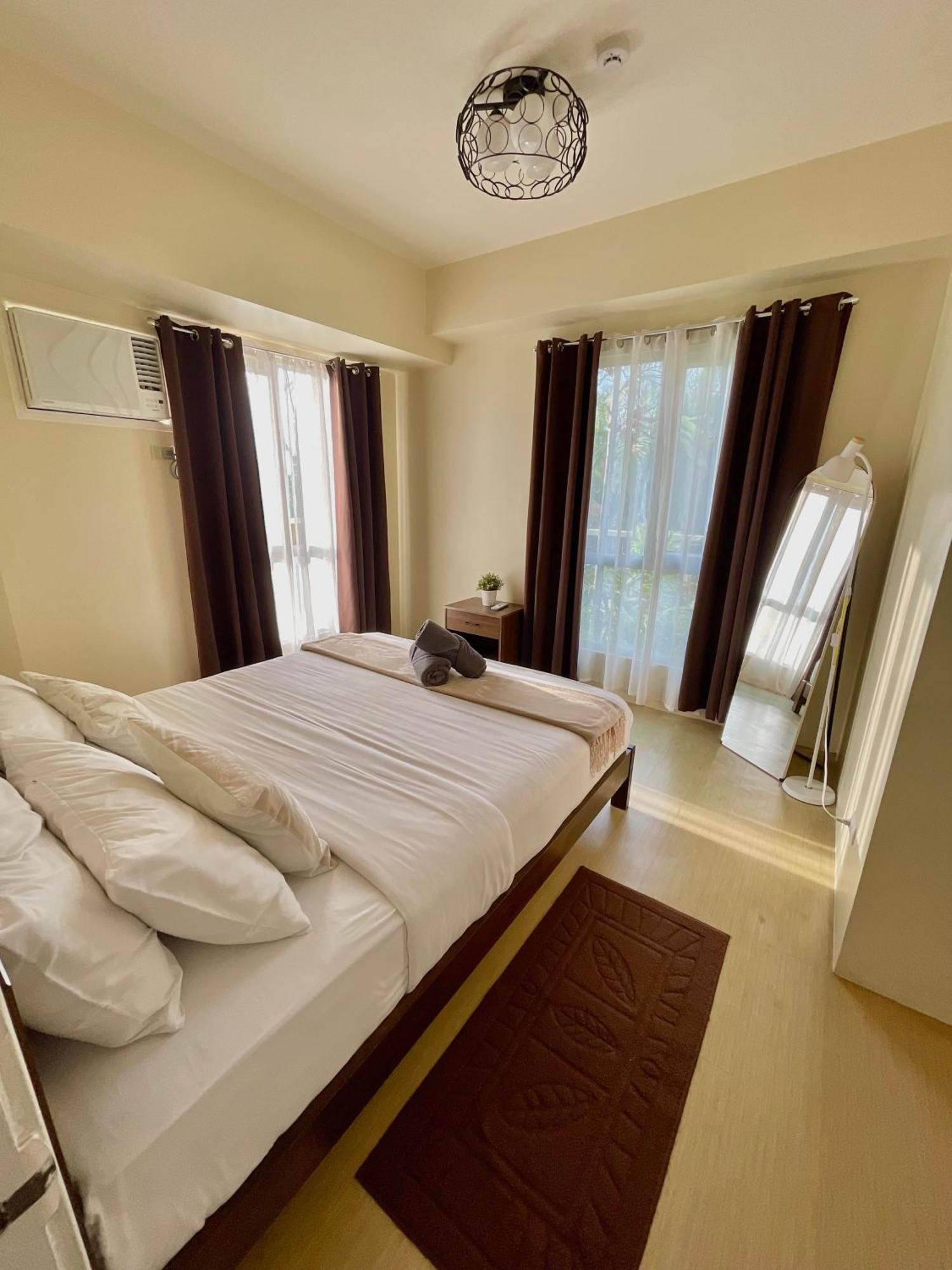 2-Bedroom Condo Unit With Balcony At Centrio Tower Beside Ayala Centrio Mall Downtown Cdo Cagayan de Oro Kültér fotó
